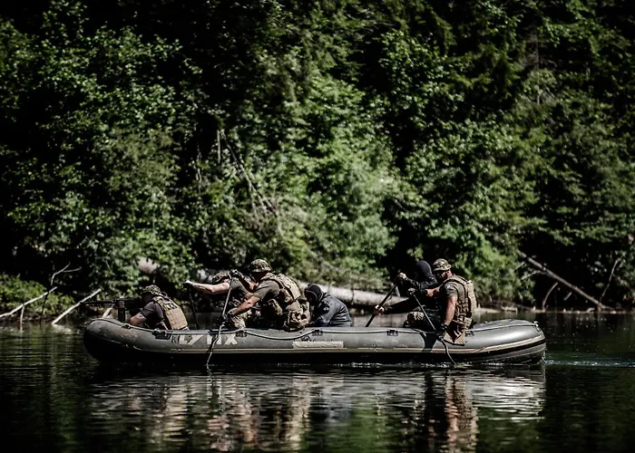 Lynx Pro - Basecamp Units 別荘