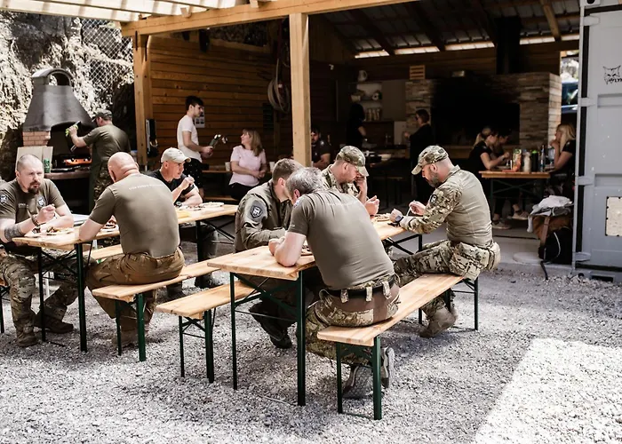 Lynx Pro - Basecamp Units 別荘 Curnovec